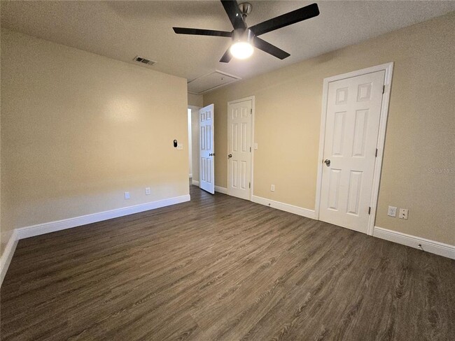 Building Photo - 2913 Duchess Oak Ct