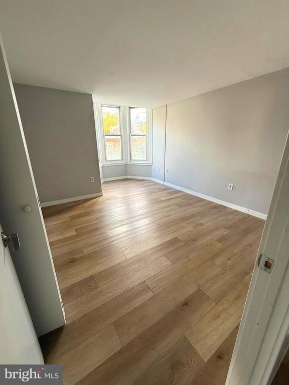 Building Photo - 3500 Ainslie St