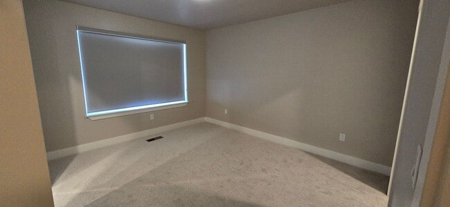 Building Photo - Come check out this beautiful 3 story town...