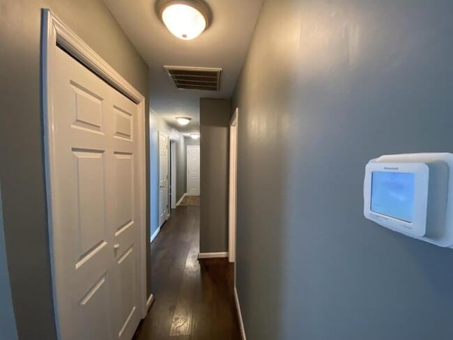 Building Photo - 3828 Satinleaf Dr