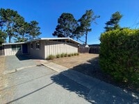 Building Photo - Pacific Grove Mid-Century Modern style home