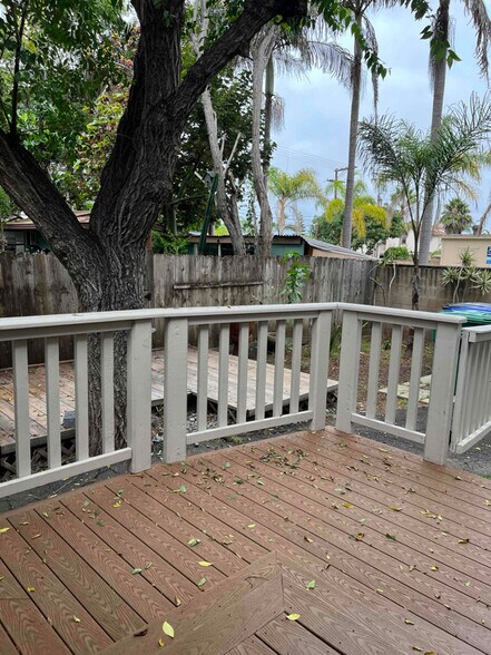 Building Photo - 3085 Roosevelt St