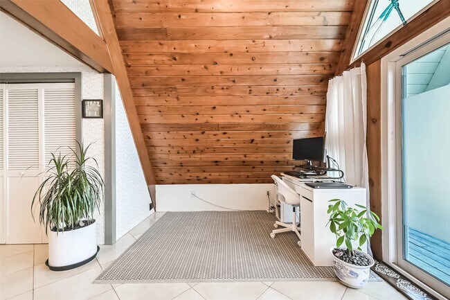 Building Photo - 2009 Todville Rd