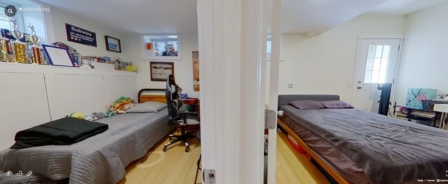 Building Photo - 67 Seeley St