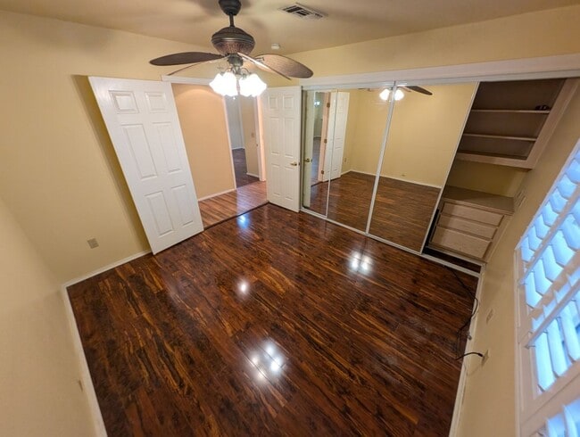 Building Photo - 2737 Tumble Brook Dr