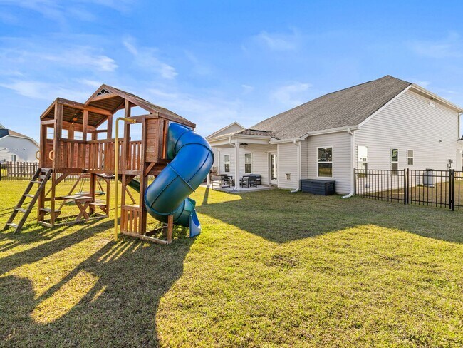 Building Photo - Mimosa Bay Beauty