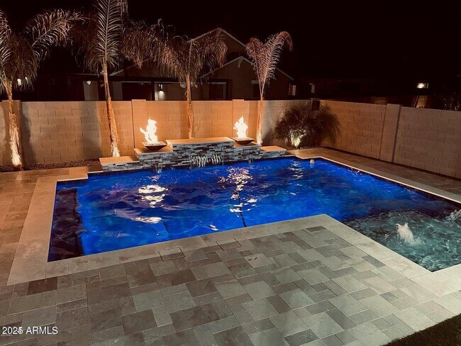 Building Photo - 9553 W Donald Dr