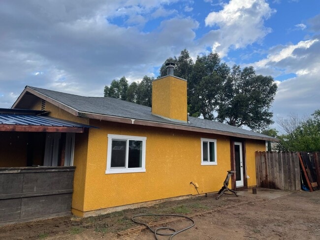 Building Photo - 6480 N Star Ln