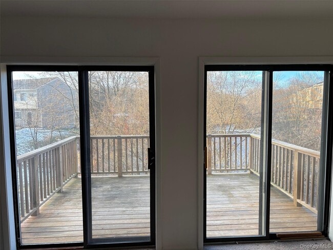 Building Photo - 8004 Chelsea Cove N