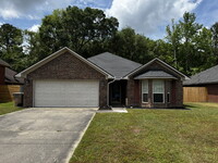 Building Photo - Home For Rent