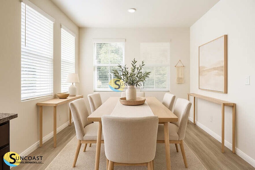 Building Photo - 585 Marion Oaks Pass