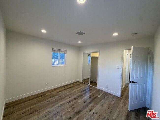 Building Photo - 8541 Dempsey Ave