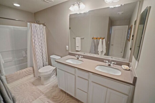 Building Photo - Gorgeous 4+1 Bdrm Home in Gladden Farms wi...