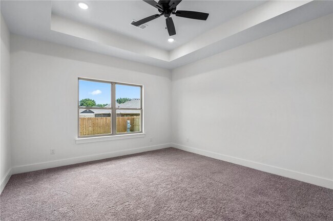 Building Photo - 110 N Banner Ave