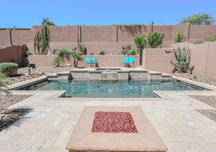 Building Photo - 2462 W Turtle Hill Dr