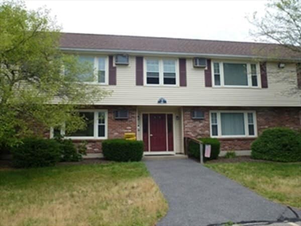 Building Photo - 2 Blueberry Dr