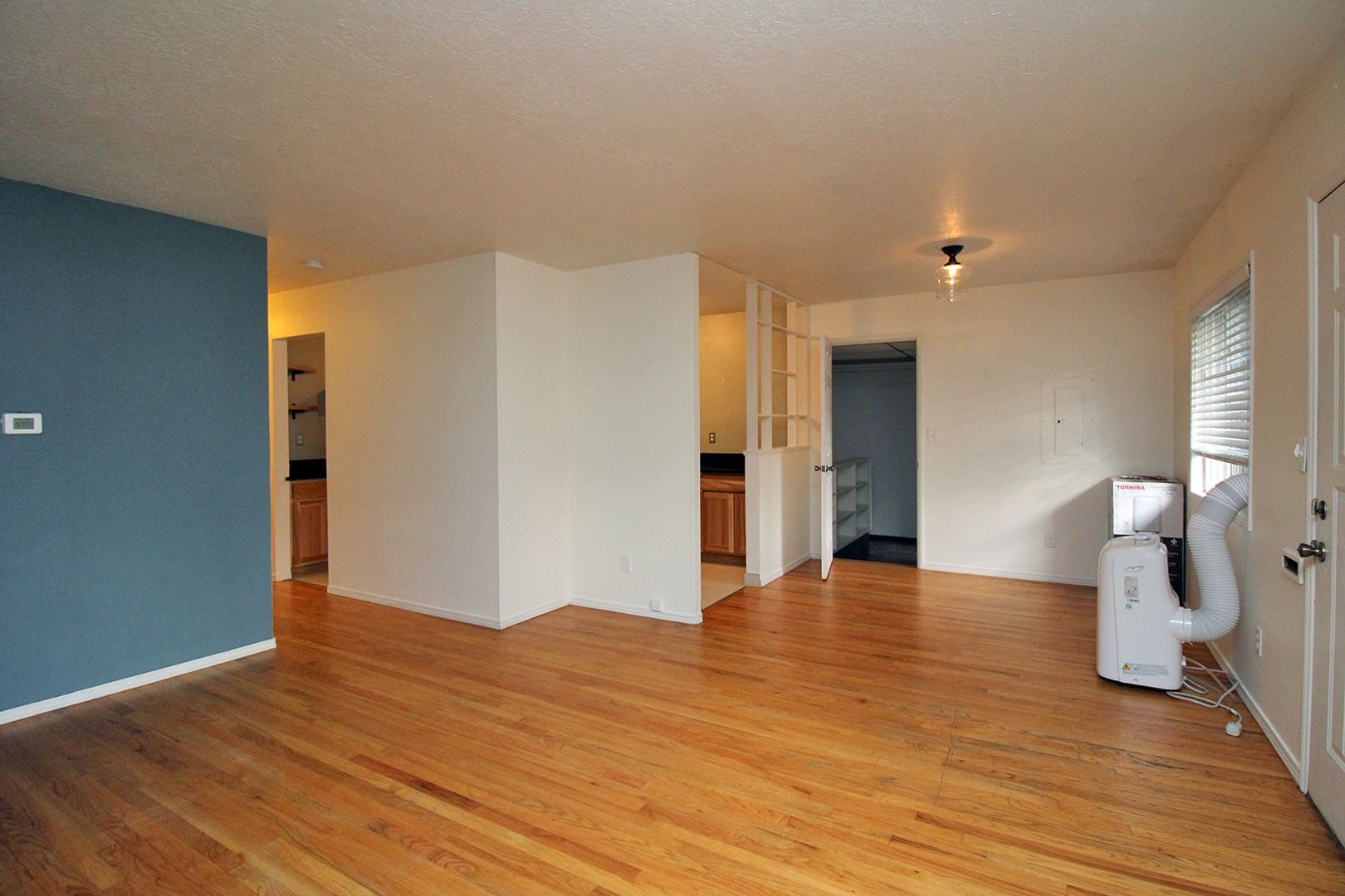 Building Photo - 5611 NE Skidmore St