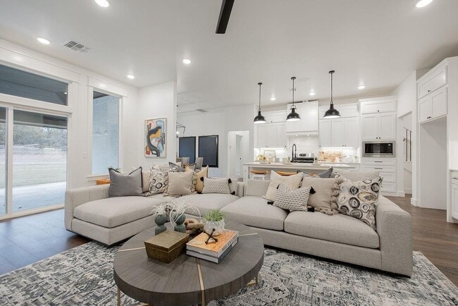 Building Photo - 7917 Behr Dr
