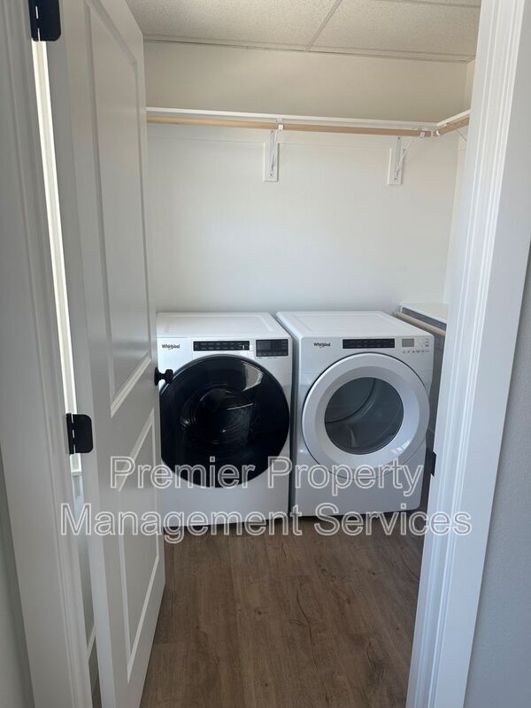 Building Photo - 6011 Elysian Rd