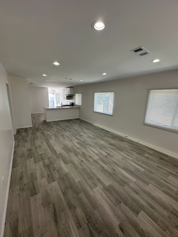 Building Photo - 4064 E 60th St