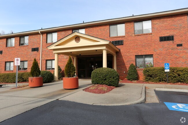 Building Photo - Ahepa One Apartments