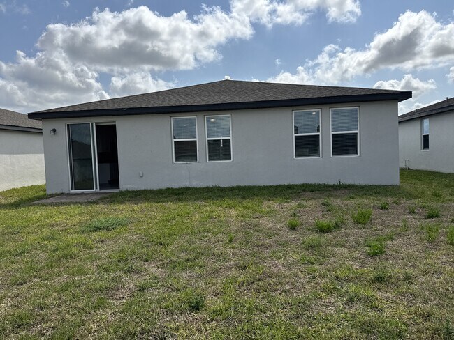 Building Photo - 512 Mckenna Dr