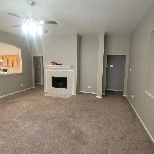 Building Photo - 1411 Hunter Ridge Ct