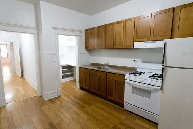 Floorplan - 5401-5403 S. Woodlawn Avenue
