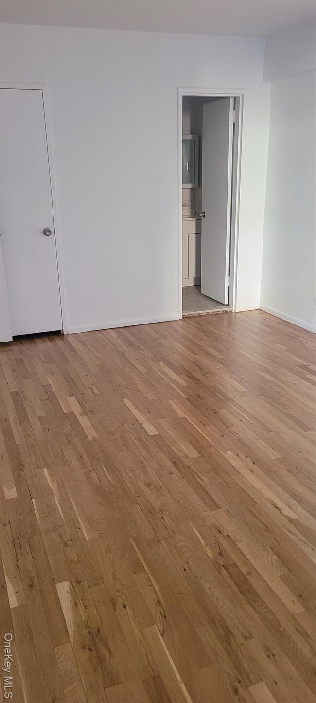Primary Photo - 167 Chambers St