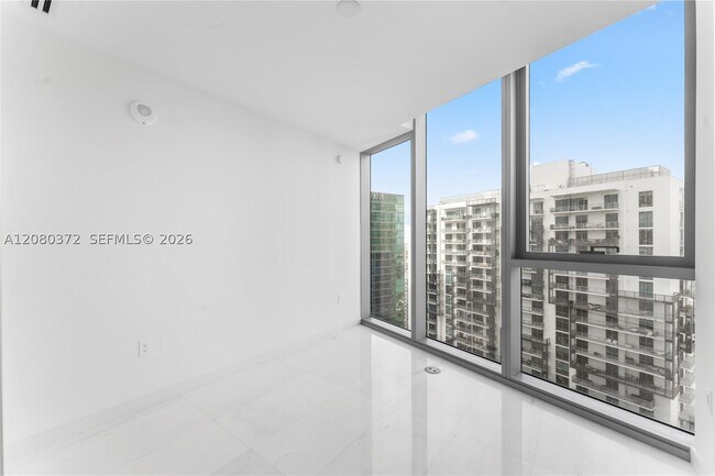 Building Photo - 300 Biscayne Blvd