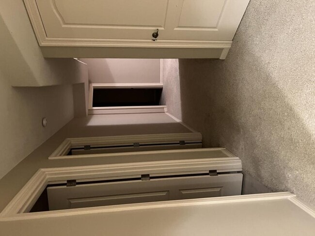 Building Photo - 15715 SE Bybee Dr