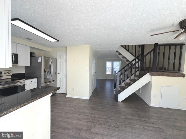 Building Photo - 4715 Still Pl