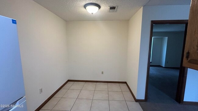 Building Photo - 16633 West Dr