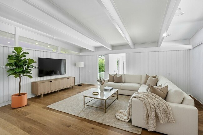 Building Photo - 4 Harbor Point