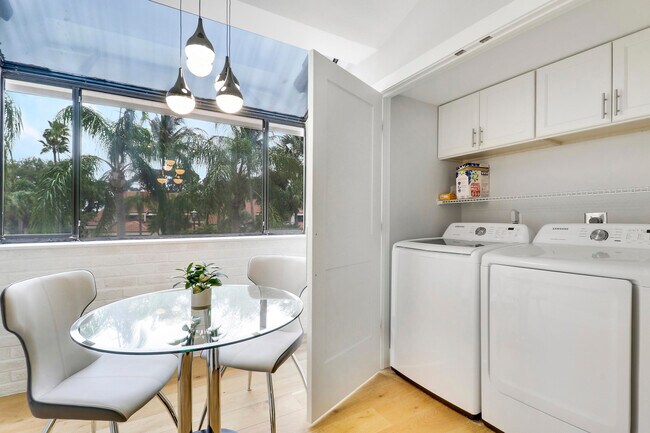 Building Photo - 104 Sea Oats Dr