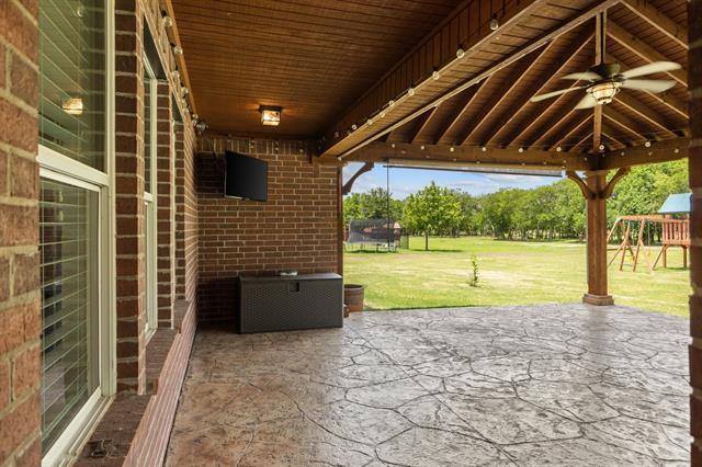Building Photo - 2606 Ash Dr