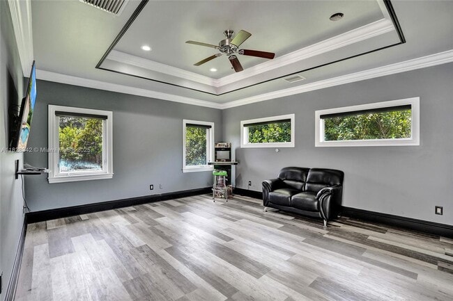 Building Photo - 5963 NW 75th Way