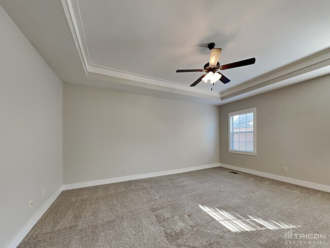 Building Photo - 1047 Harper Dean Wy
