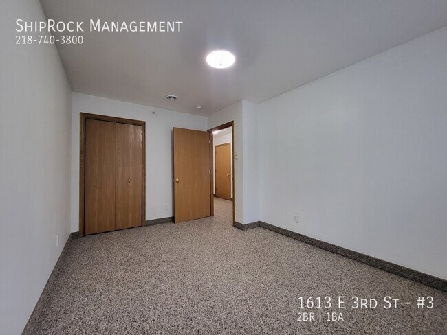 Building Photo - Windsor Estates