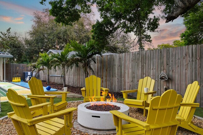 Building Photo - 84 21st Terrace SE