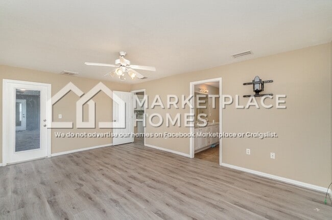 Building Photo - 4213 Garden Blvd