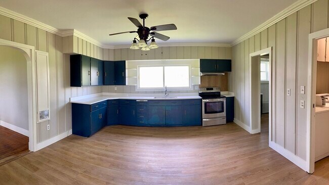 Building Photo - 239 New Boston Rd