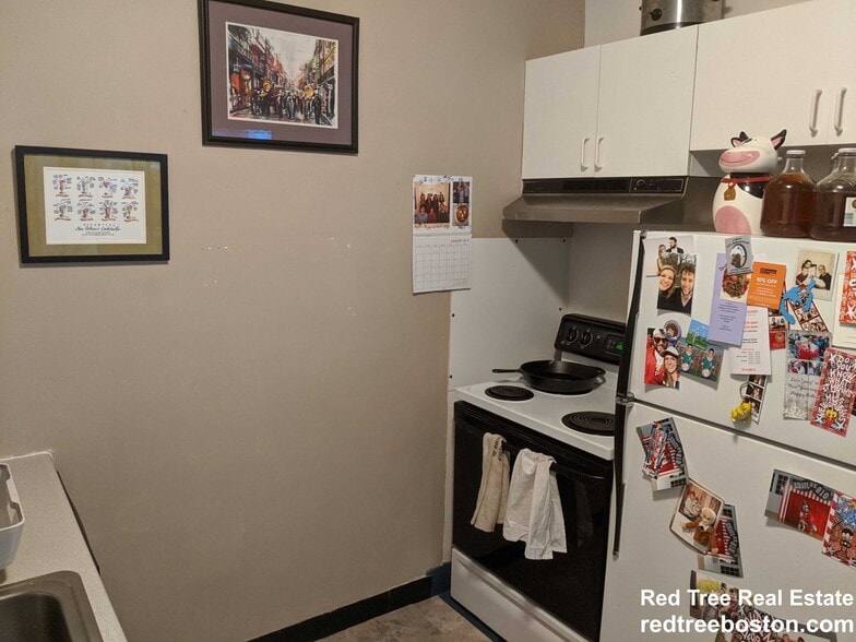 Building Photo - 199 Winthrop Rd