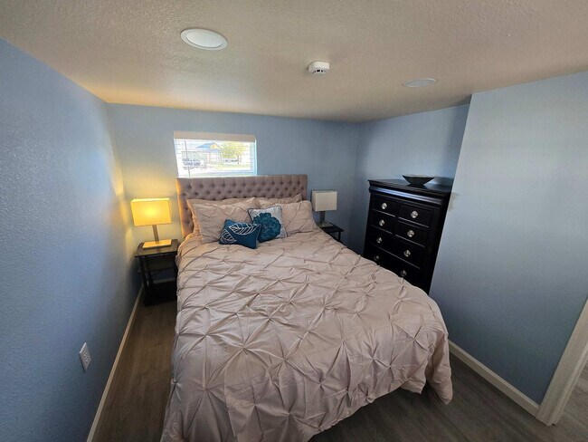 Building Photo - 1207 Shahan Prairie Rd