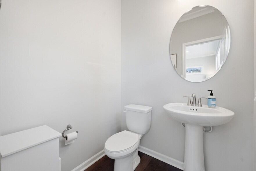 Building Photo - 507 Upper Stone Cir
