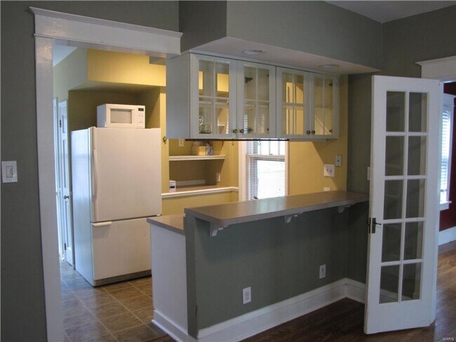 Building Photo - 1313 Claytonia Terrace