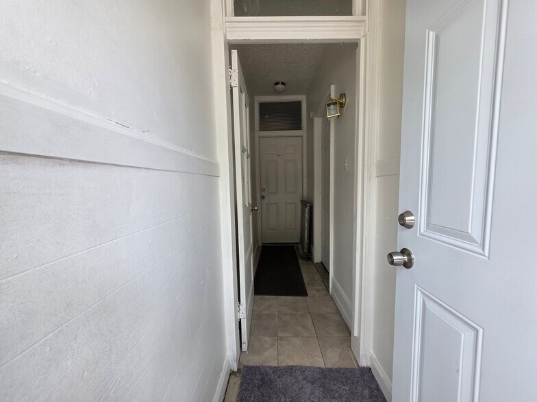 Building Photo - 708 Swede St