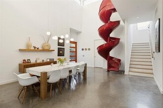 Building Photo - 5343 Bonita Ave