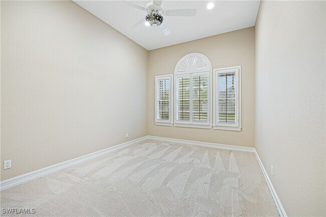Building Photo - 8449 Mallards Way