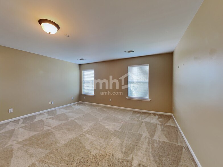 Building Photo - 4733 Jobe Trl
